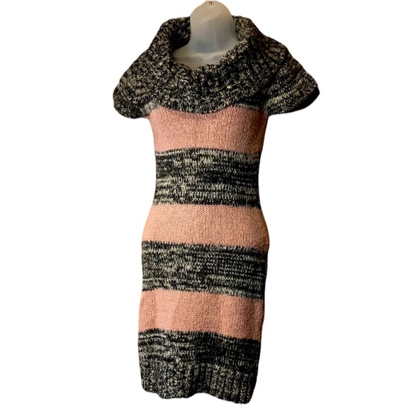Rue21 Dresses & Skirts - Rue 21 Sweater Dress
